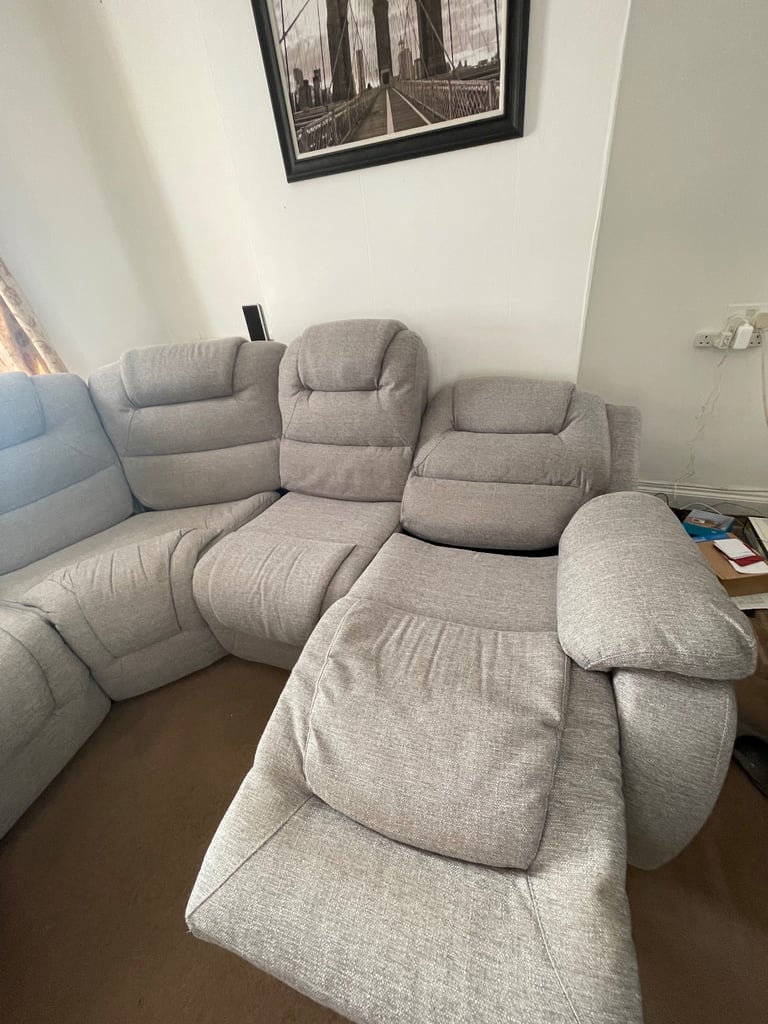 Vancouver Large Light Grey Fabric Recliner Corner Sofa Corner Sofa Recliner – Grey Fabric
