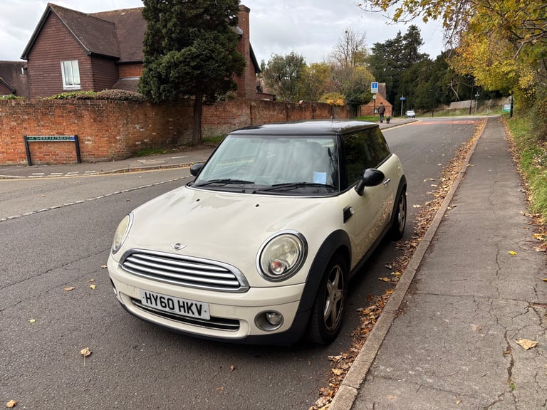 Mini Cooper, Hatchback, 2010, Manual, 1598 (cc), 3 doors