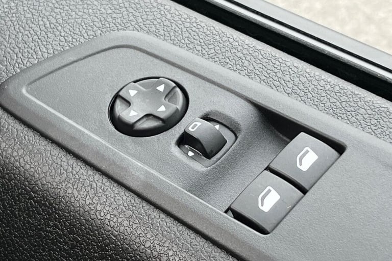  Peugeot Expert 2.0 Bluehdi Professional Standard Panel Van 6dr Diesel Manual