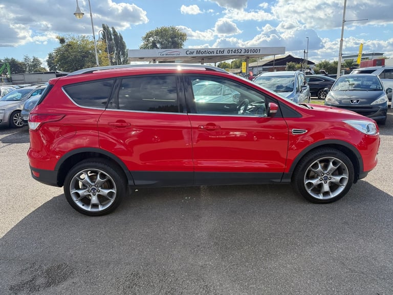 2015 Ford Kuga 2.0 TDCi 150 Titanium 5dr ++ SAT NAV / CAMERA / DAB / ULEZ / 9 SERVICES ++ HATCHBA...