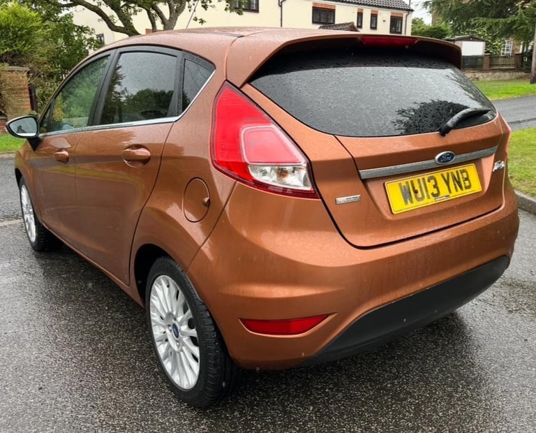 2013 FORD FIESTA 1.0T TITANIUM GREAT S/HISTORY RUNS/DRIVES GREAT JUST SERVICED! 