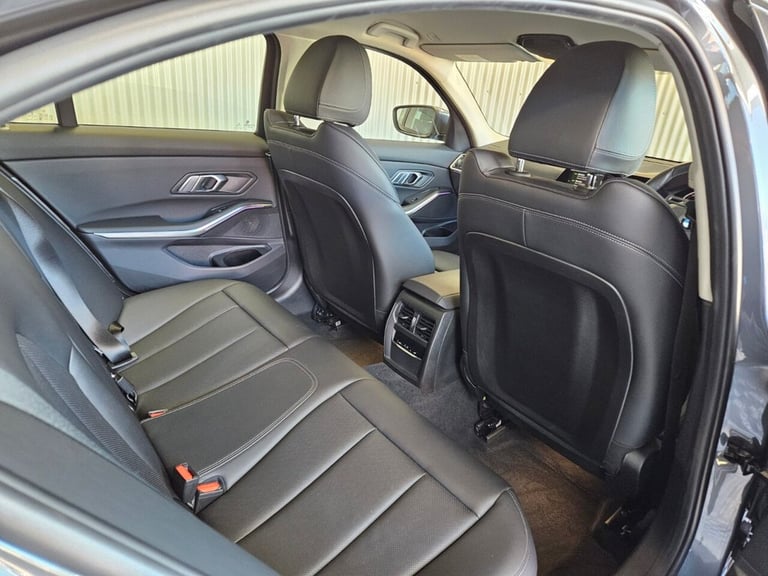 2021 BMW 3 Series 2.0 318i SE Pro Saloon 4dr Petrol Auto Euro 6 (s/s) (156 ps) Saloon Petrol Auto...