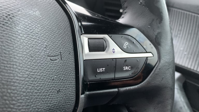 2024 Peugeot 2008 54kWh Active SUV 5dr Electric Auto (7kW Charger) (156 ps) SUV Electric Automatic