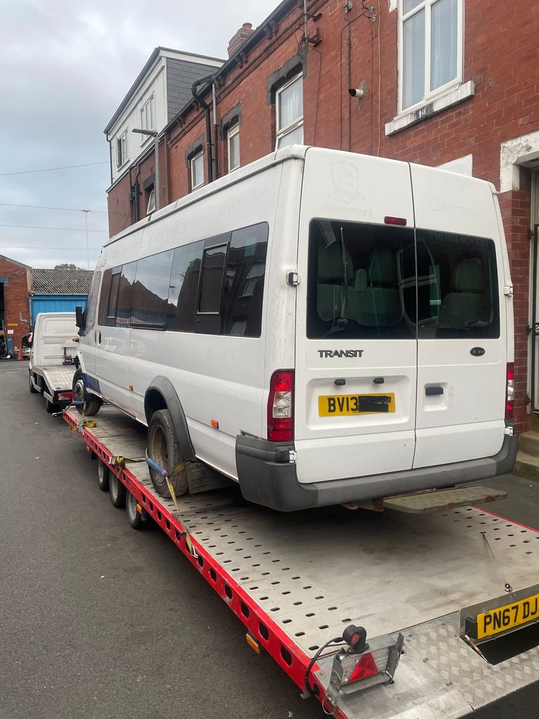 FORD TRANSIT MK7 2.4 DIESEL MINIBUS BRACKING FOR PARTS ONLY