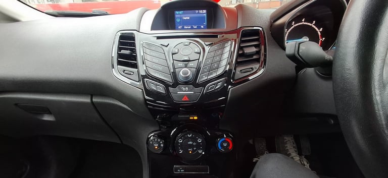 2017 Ford Fiesta 1.0 EcoBoost Zetec 5dr HATCHBACK Petrol Manual