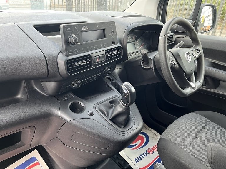2022 Vauxhall Combo Turbo D 2300 Dynamic Panel Van Diesel Manual