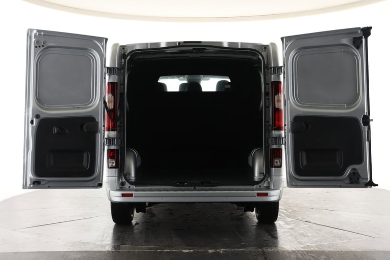 2025 Renault Trafic LL30 Blue dCi 170 ExtraSport[Safety] CrewVan Auto EAG9 Crew Van Diesel Automatic