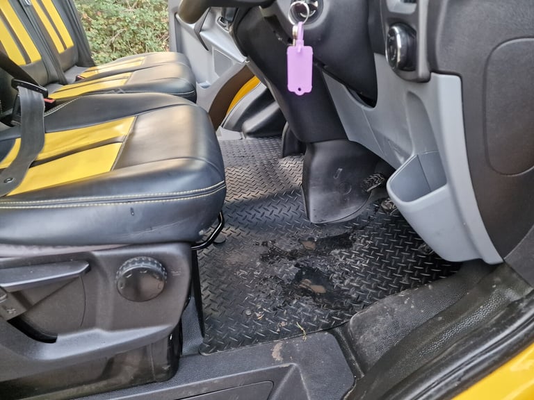 2017 Ford Transit Custom  Yellow  Drives Perfect  10m MOT  Ex AA  ULEZ