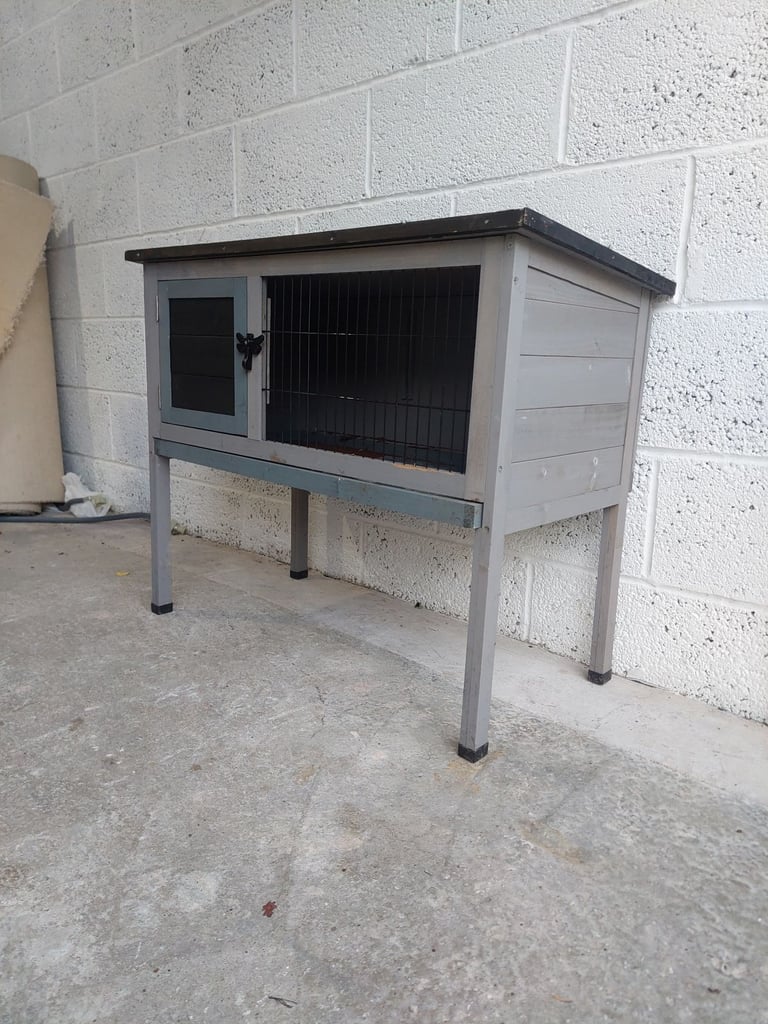 image for Rabbit / Guinea Pig Hutch