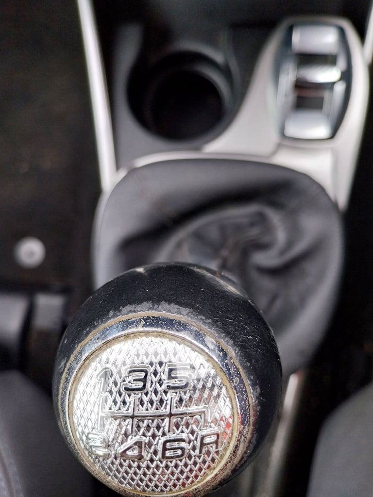 Alfa Romeo, MITO, Hatchback, 2009, Manual, 1368 (cc), 3 doors