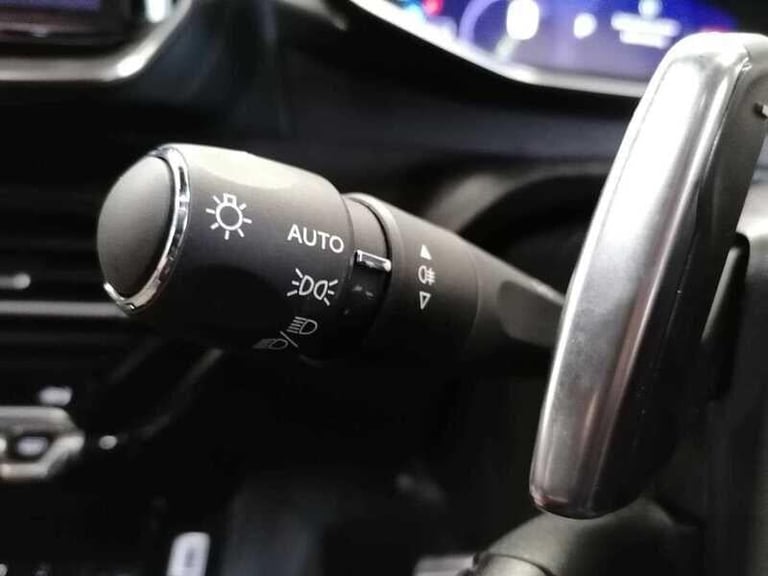 2024 Peugeot 208 1.2 PureTech MHEV GT Hatchback 5dr HATCHBACK Petrol/Electric Hybrid Automatic