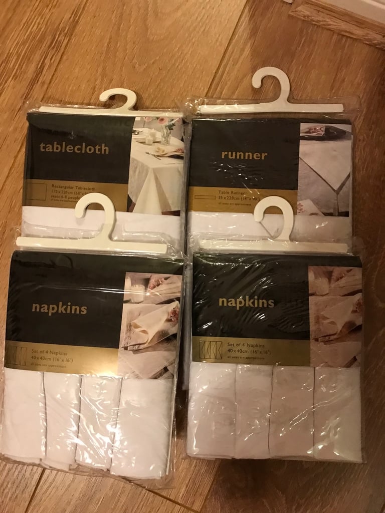 image for Complete set of table clothes 