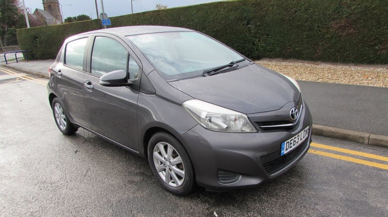 2013 Toyota Yaris 1.33 VVT-i TR 5dr HATCHBACK Petrol Manual