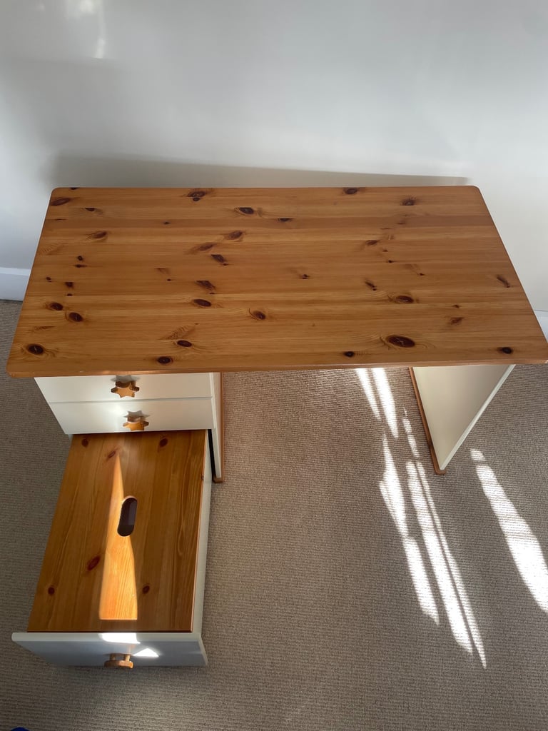 Stompa Children’s desk