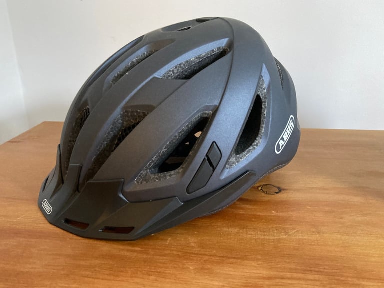 image for ABUS Urban-I 3.0 Bike Helmet – Matte Black – Excellent Condition