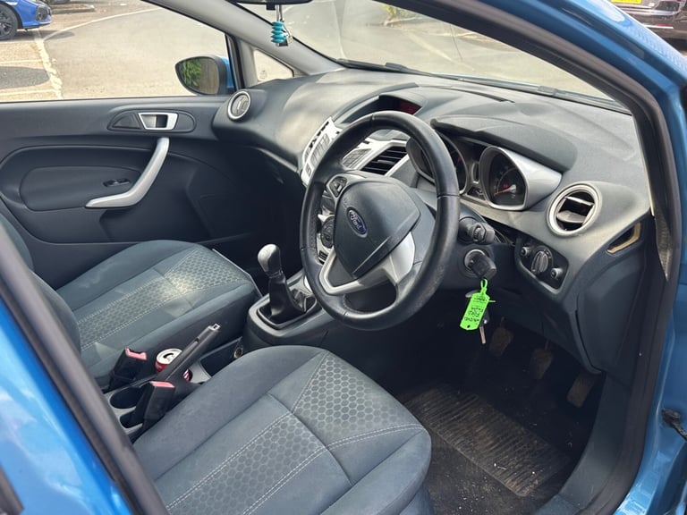 2012 Ford Fiesta 1.25 Zetec 5dr [82] HATCHBACK Petrol Manual