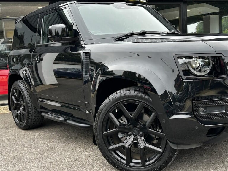 2023 Land Rover Defender 3.0 D250 MHEV HSE Hard Top SUV 3dr Diesel Auto 4WD SWB Euro 6 (s/s) (250...