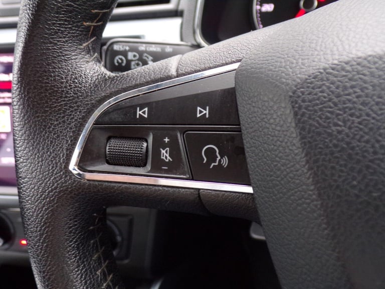 2018 SEAT Arona 1.6 TDI SE Technology SUV 5dr Diesel Manual Euro 6 (s/s) (95 ps) HATCHBACK Diesel...