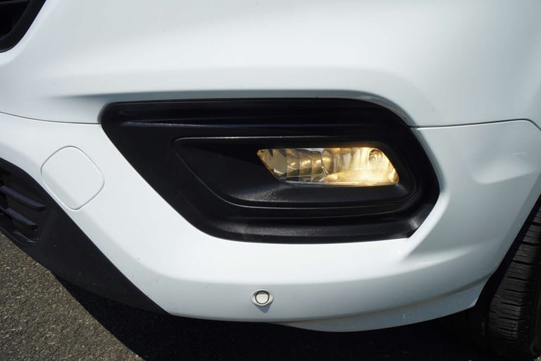 2020 Ford Transit Custom 2.0 Transit Custom 320 Trend EcoBlue + LWB + Twin Slider + High Spec Pan...