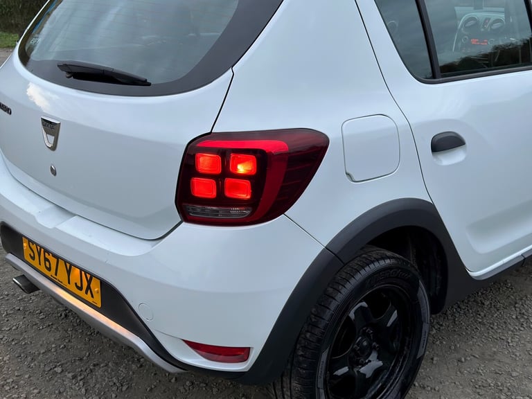 2017 Dacia Sandero Stepway 0.9 TCe Ambiance Hatchback 5dr Petrol Manual Euro 6