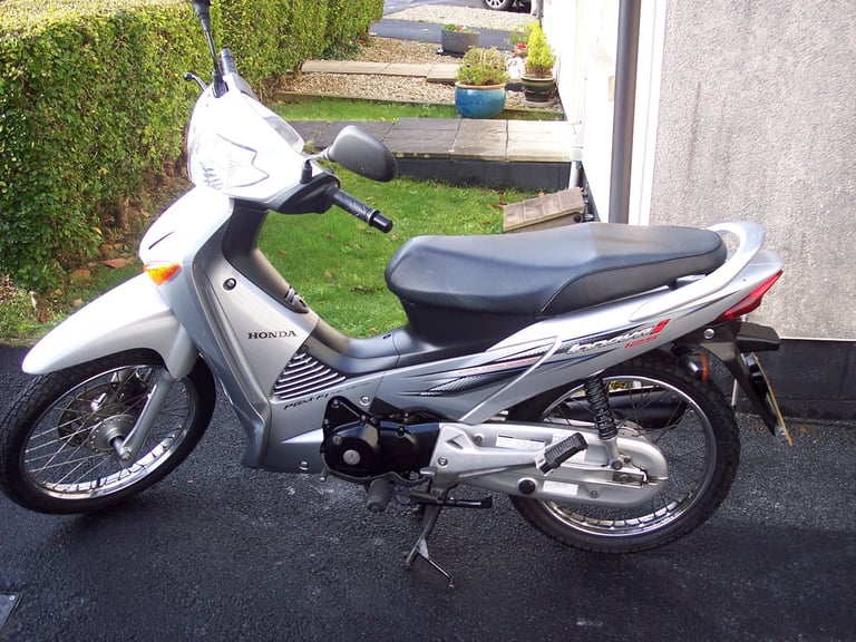 Honda Innova 125  -  Long MOT, Low Miles.