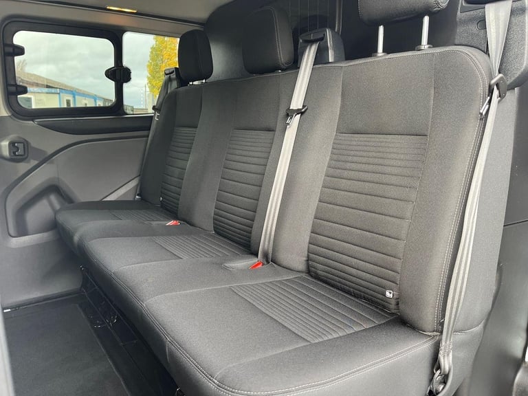 2022 Ford Transit Custom Double Cab in Van Limited 2.0L 170PS AUTO Frozen White