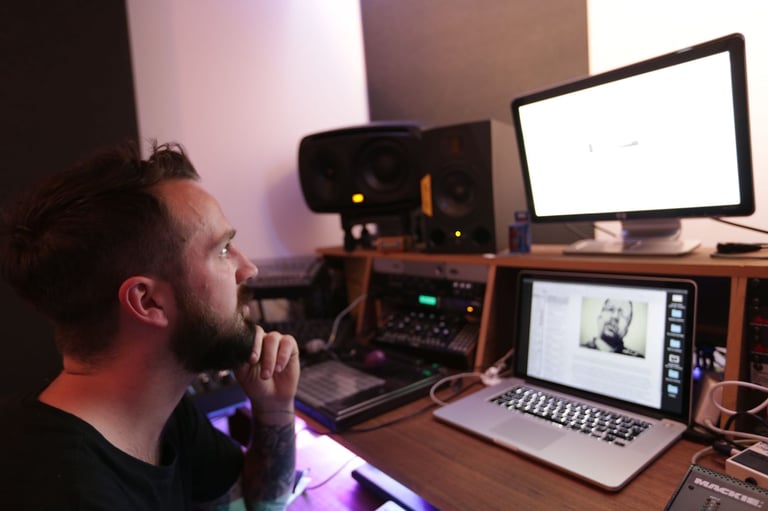 Desk Space | Coworking | Office | Dedicated Desk in Hackney East London E9