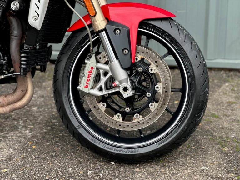 Stunning 2016/66 Triumph Speed Triple 1050 S Motorcycle