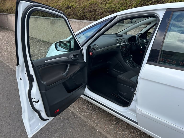 2014 Ford S-Max 1.6 TDCi Zetec 5dr (1 year warranty and breakdown cover) MPV Diesel Manual