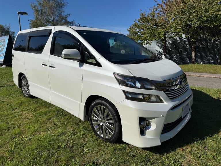 2012 TOYOTA VELLFIRE, WHITE,Golden Eyes 2, 2.4ltr. 7 Seater, Twin Sun roofs, 