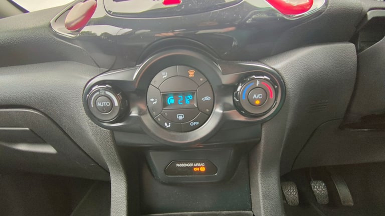 Ford, ECOSPORT, Hatchback, 2017, Manualual, 999 (cc), 5 doors, Titanium S, 