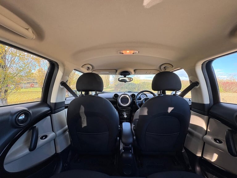 2011 MINI Countryman 1.6 Cooper D Euro 5 (s/s) 5dr HATCHBACK Diesel Manual