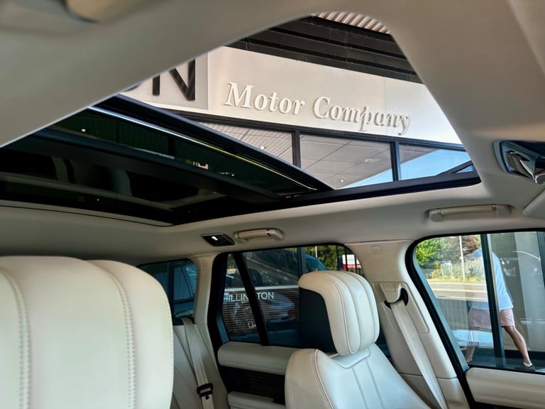 Land Rover Range Rover 4.4 SD V8 Vogue SE Auto 4WD Euro 6 (s/s) 5dr  Diesel Automatic