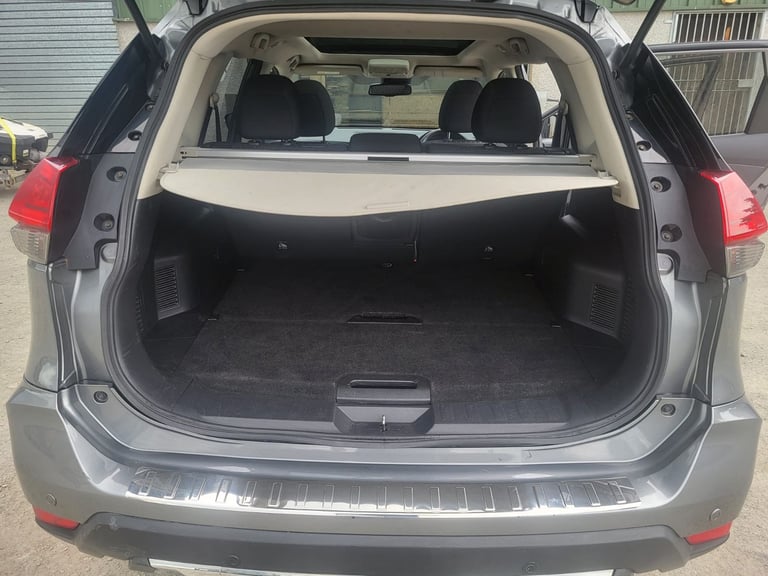 Nissan, X-TRAIL, Estate, 2018, Manual, 1598 (cc), 5 doors