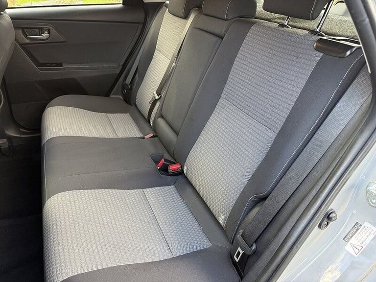 2018 Toyota Auris 1.8 Hybrid Design TSS 5dr CVT [Nav] HATCHBACK PETROL/ELECTRIC Automatic