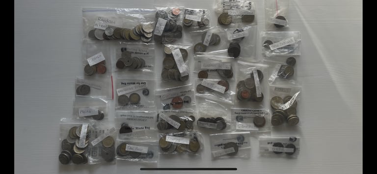 Foreign coins collection. 