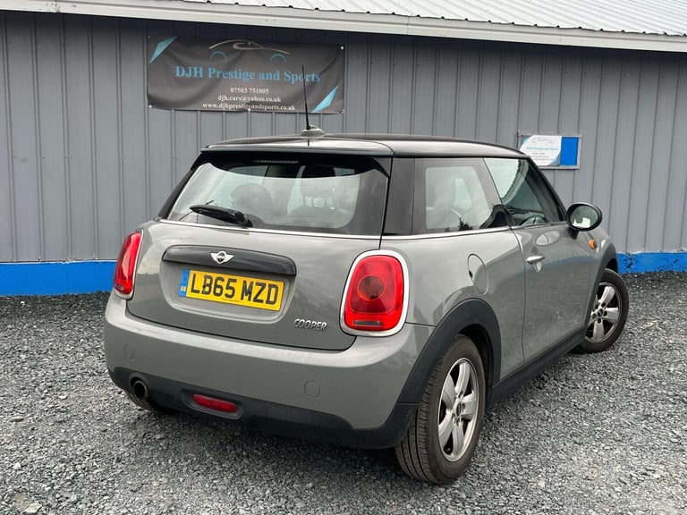 2016 MINI Hatch 1.5 Cooper Euro 6 (s/s) 3dr HATCHBACK Petrol Manual