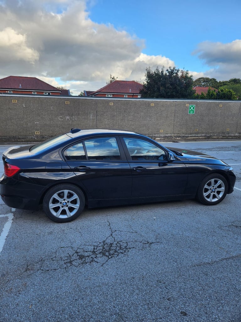 BMW, 3 SERIES, Saloon, 2014, Manual, 1598 (cc), 4 doors