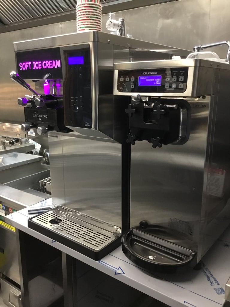Taylor IceTro Soft Serve Ice Cream Machines Ex Demo / Showroom Normal 13 amp Single Phase Electric