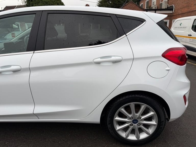 2018 Ford Fiesta 1.0 EcoBoost Titanium 5dr Auto HATCHBACK PETROL Automatic