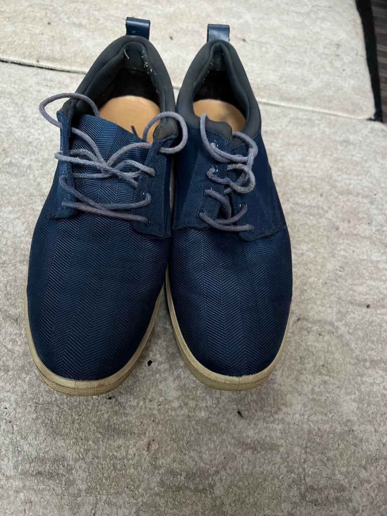image for mens Hotter casual shoes, blue fabric with a white sole size 11