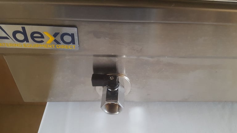 Bain Marie - Commercial Heated Display unit with glass surround (counter top)
