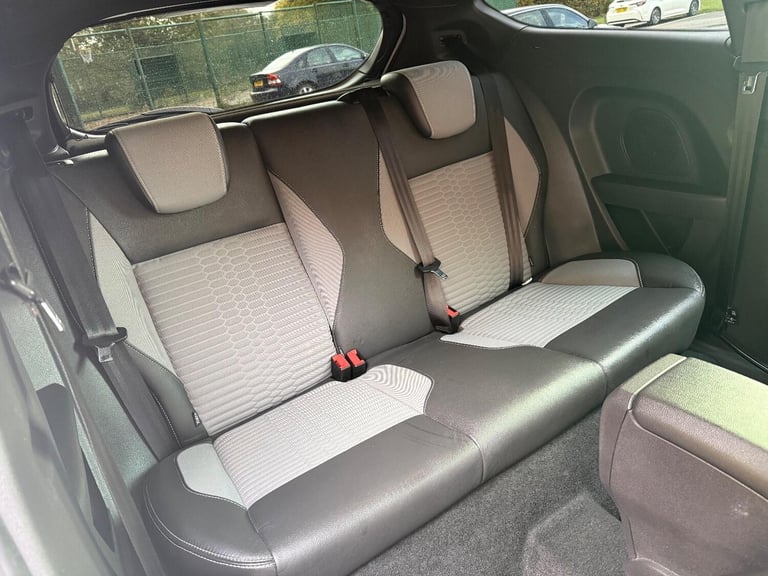 FORD FIESTA 1.6 T EcoBoost ST-2 2014