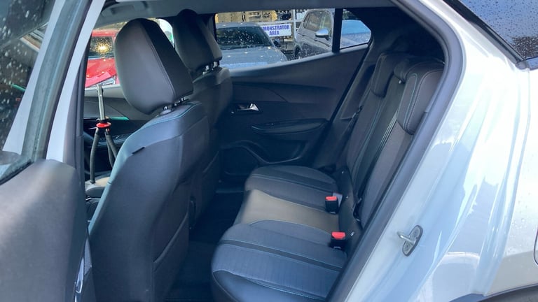 2022 Peugeot 2008 1.2 PureTech Allure Premium+ 5dr Petrol Estate Estate Petrol Manual