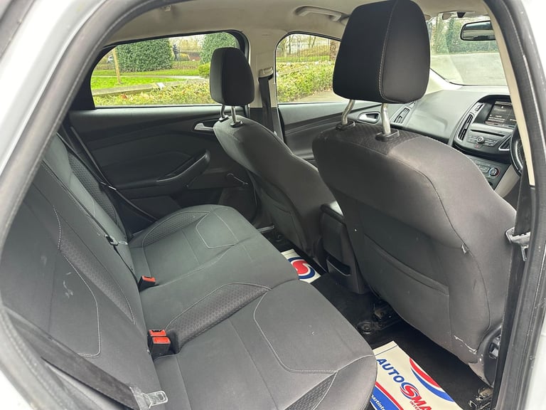 2016 Ford Focus 1.5 TDCi Zetec Euro 6 (s/s) 5dr HATCHBACK Diesel Manual