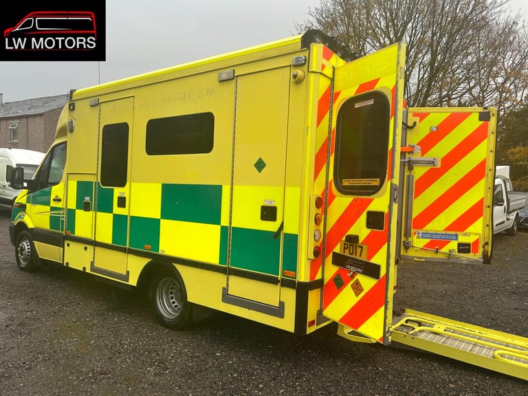 MERCEDES BENZ SPRINTER 519 CDI DIRECT EX AMBULANCE SERIVICS 2017 17 REG EURO 6