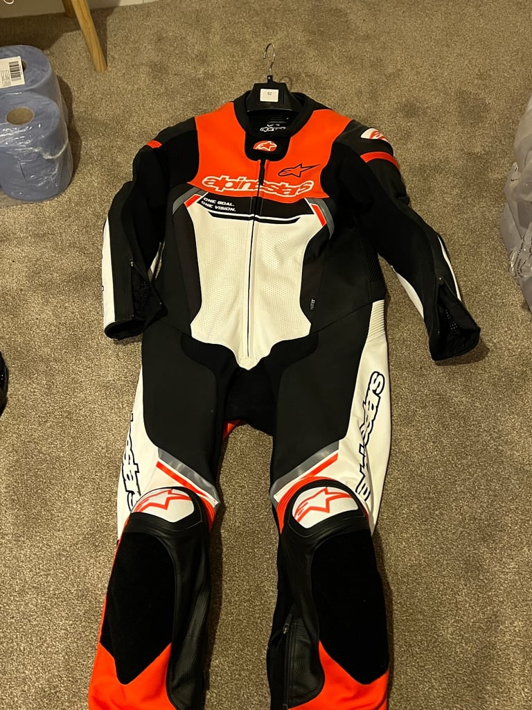 image for Alpinestars Missile V2 Ignition 1pc Suit with knee slides 