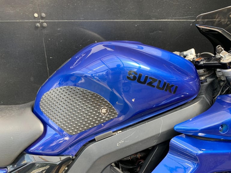 SUZUKI SV 650 SK5 PROJECT BIKE HPI CLEAR