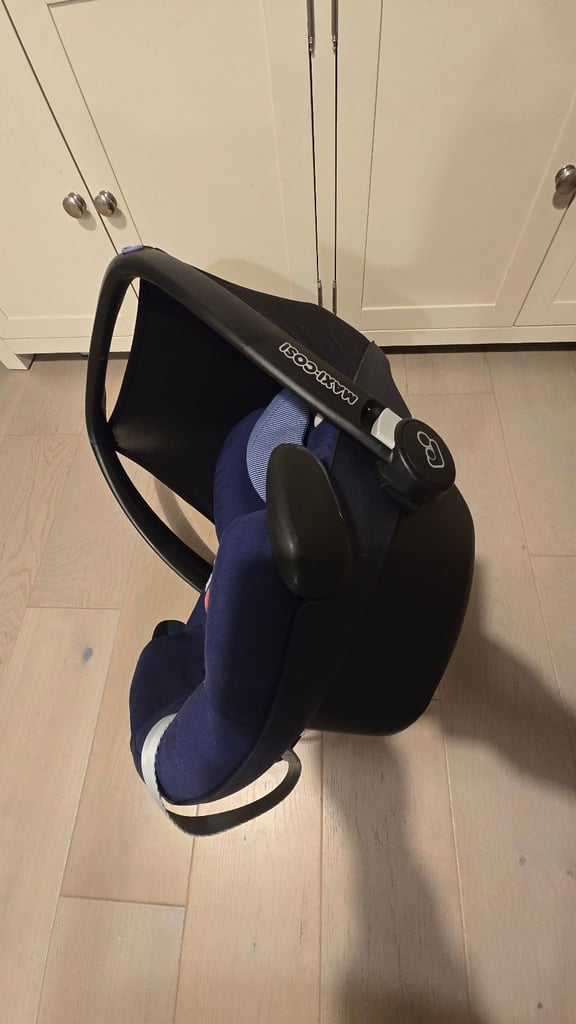 Maxi Cosi Pebble 0-13 kg Child Car Seat