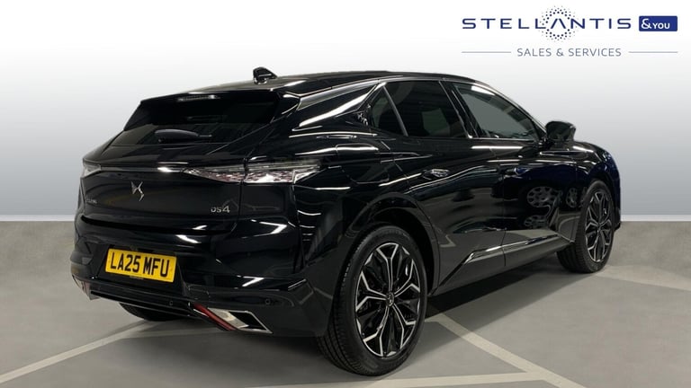 2025 DS Automobiles DS 4 1.6 E-TENSE 12.4kWh Rivoli Hatchback 5dr Petrol Plug-in Hybrid EAT8 Euro...